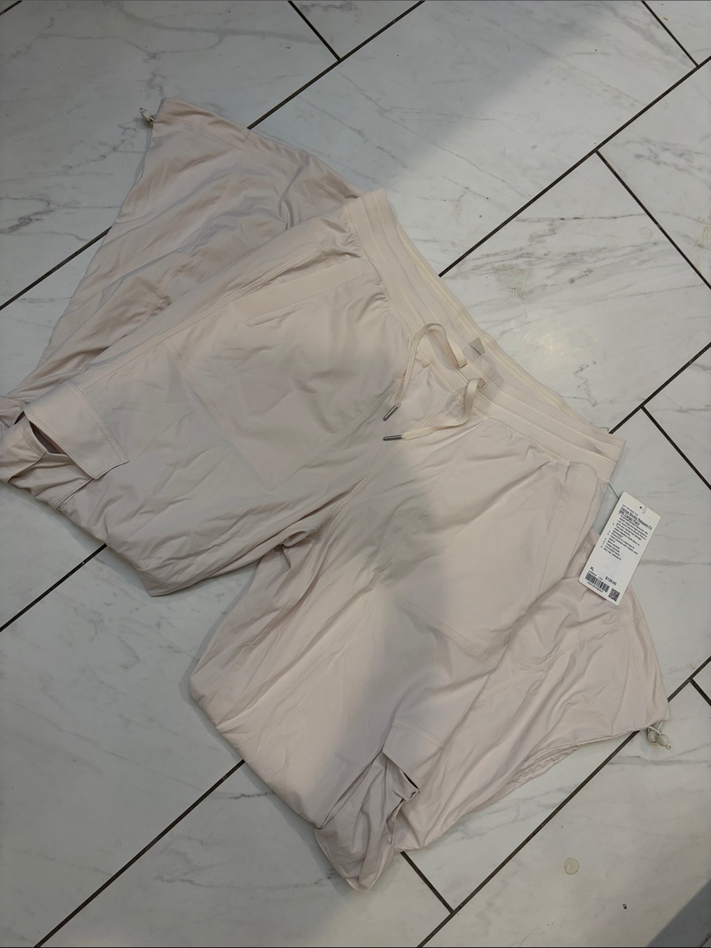 Nwt Lululemon Dance Studio Relaxed-Fit MR Cargo Pant XL Light Ivory Cream Bone - Picture 2 of 5